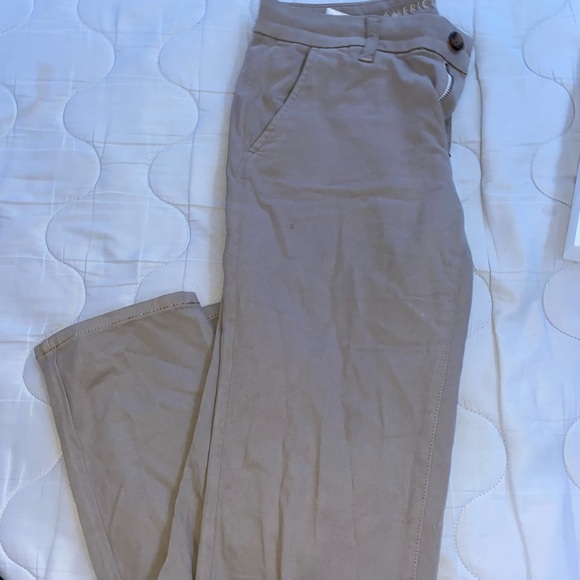 american eagle khakis - Picture 1 of 3